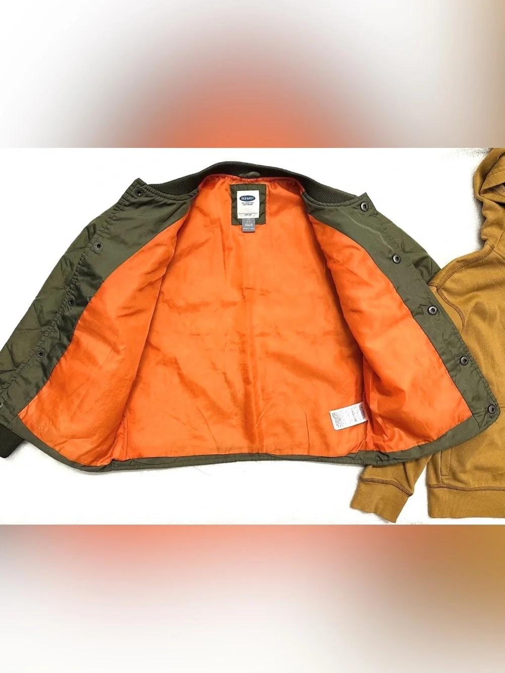 Old Navy lightweight quilted